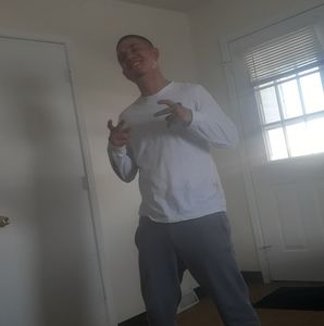 Meet your Posher, Zachary